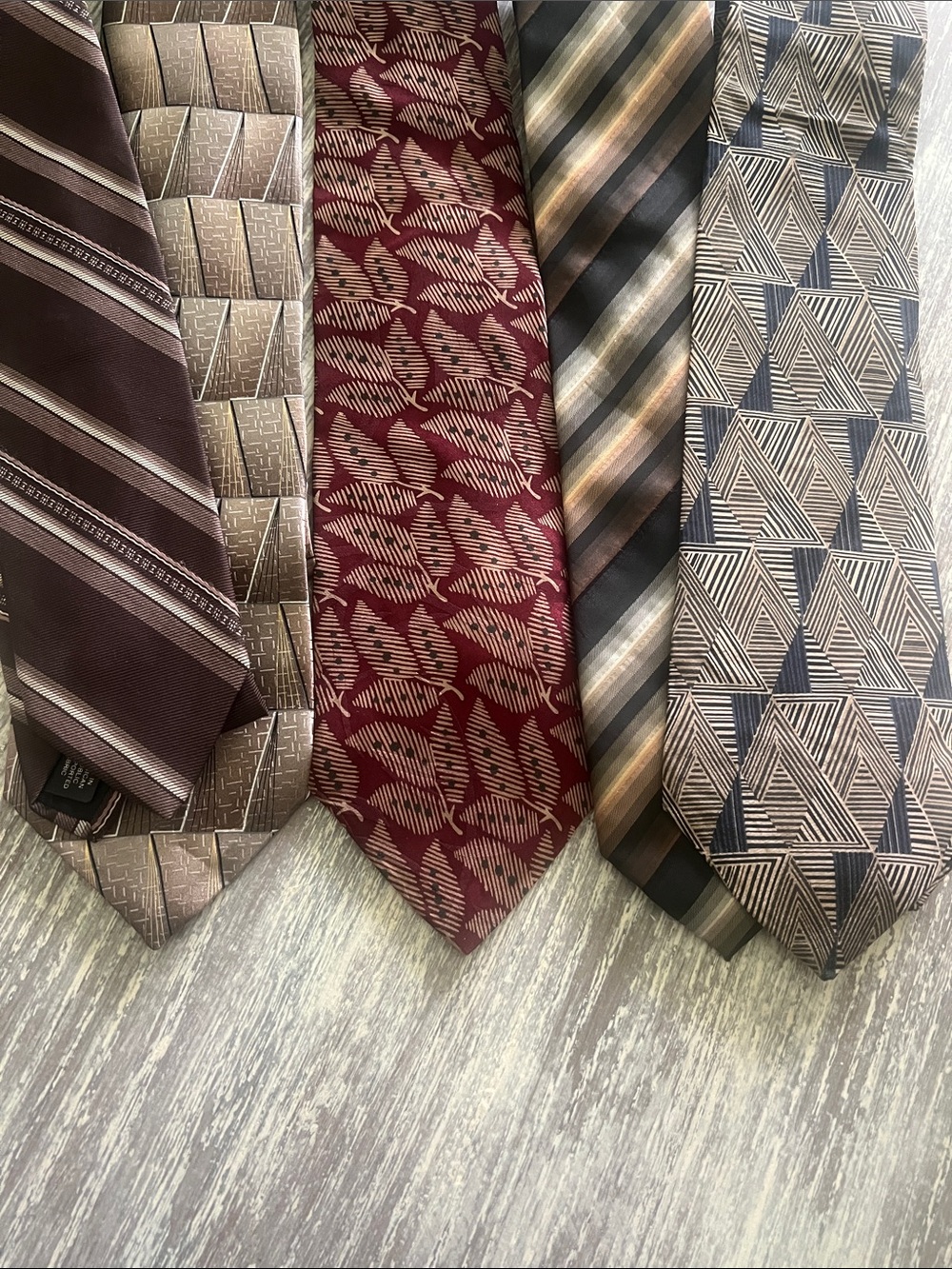 5 Men's Burgundy,browns & golds Patterned Silk Tie - Classic Formal Accessory.